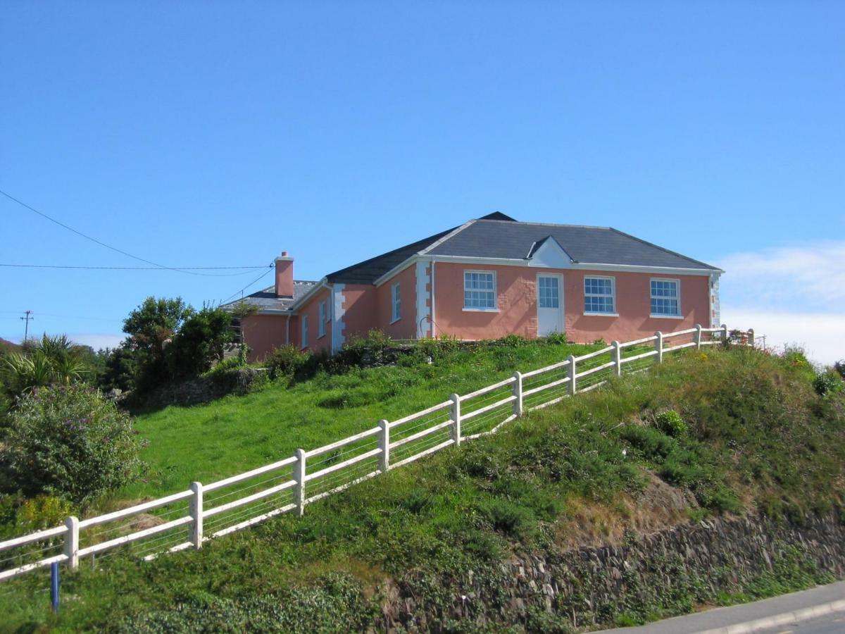 Cottage Heights B&B Castletownbere Extérieur photo